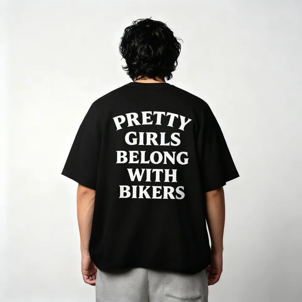 PRETTY GIRLS BELONG WITH RIDERS - TRICOU